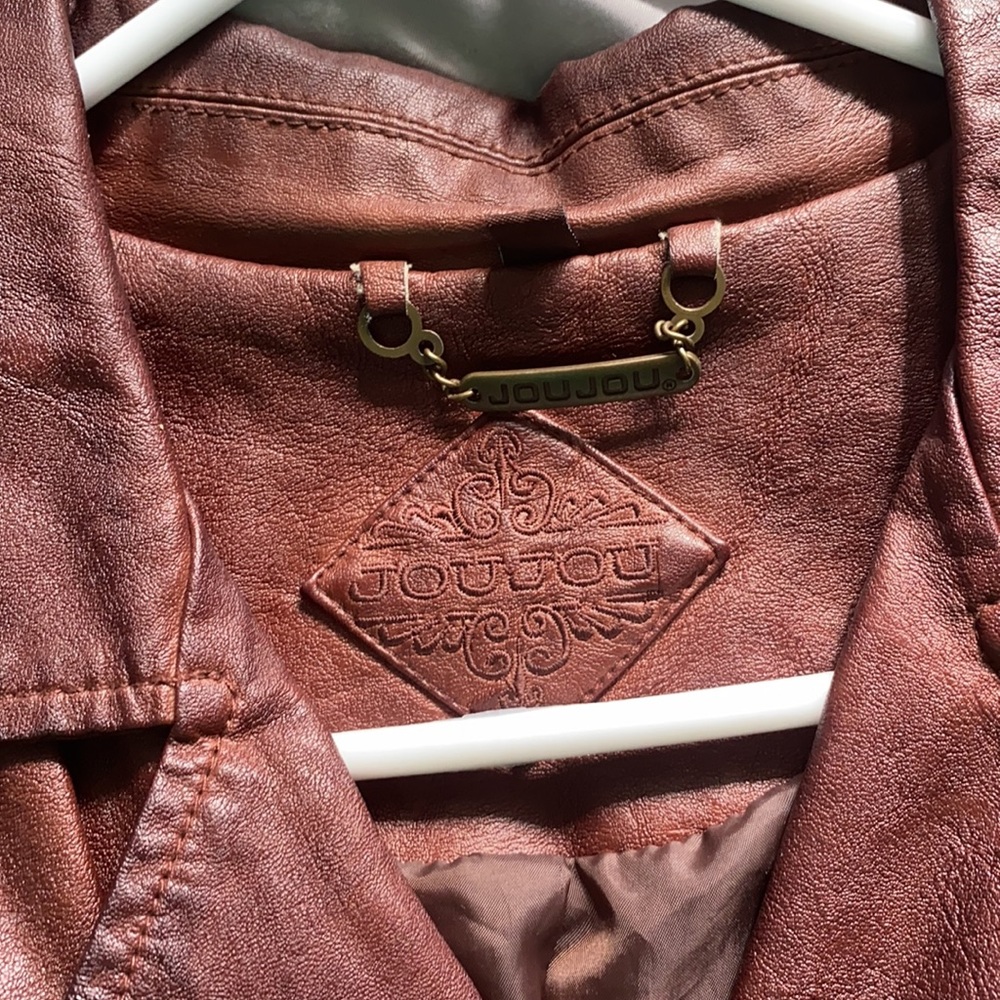 Leather jacket - Picture 2 of 4